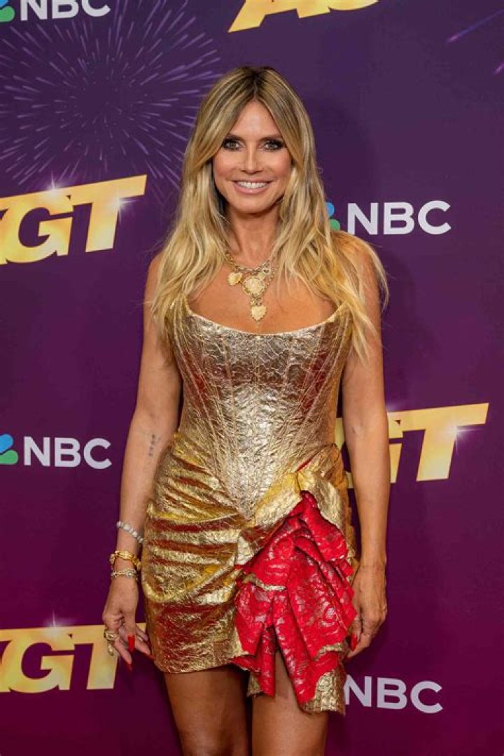 Heidi Klum Wears Crop Top & Leather Pants To ‘AGT’: Pic – Hollywood Life