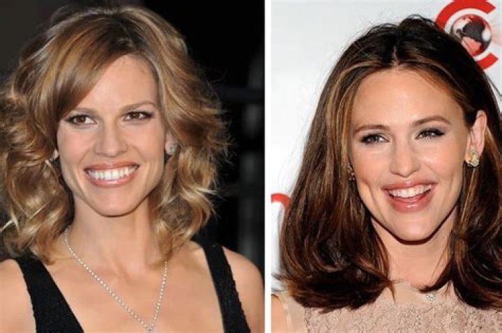 Hilary Swank’s 10-Year Challenge Is A Jennifer Garner Look Alike Pic – Hollywood Life