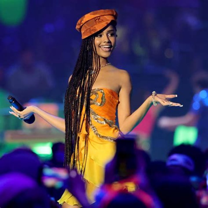 Hottest Slimed Celebrities At The Kids’ Choice Awards — Pics