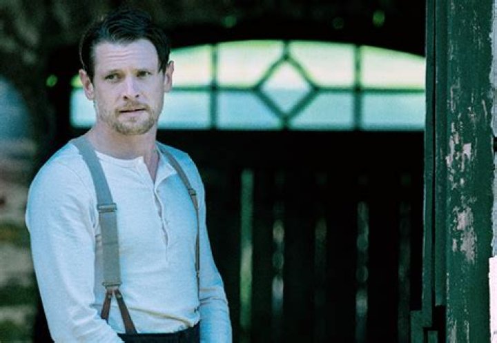 Jack O’Connell On Steamy Scenes (Exclusive) – Hollywood Life