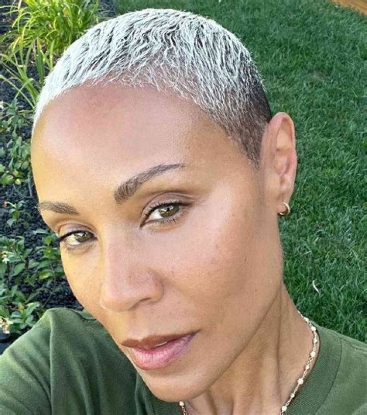 Jada Pinkett Smith Shares New Look At Her Grey Hair & Admits She Can’t Wait To Read Britney Spear’s Memoir: Watch