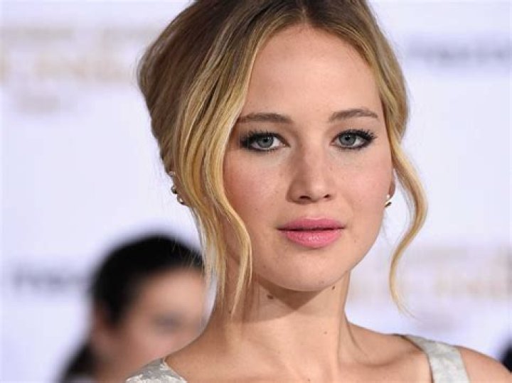 Jennifer Lawrence – Hollywood Life