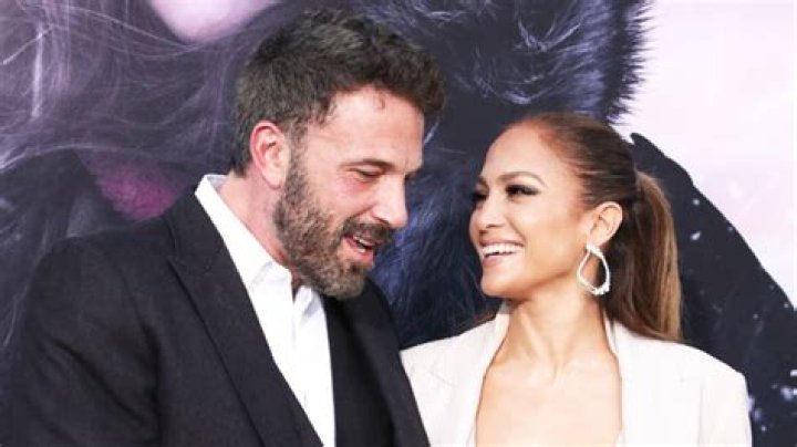 Jennifer Lopez Sings To Ben Affleck In The Car On His 51st Birthday – Hollywood Life