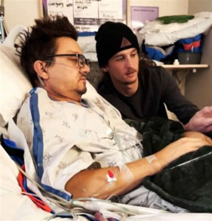 Jeremy Renner’s Sister Washes His Hair In His Hospital Bed – Hollywood Life