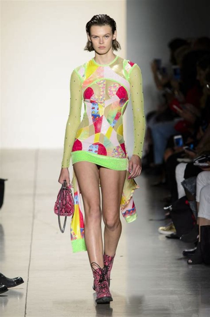 Jeremy Scott Spring/Summer 18 Fashion Show — SEE PICS