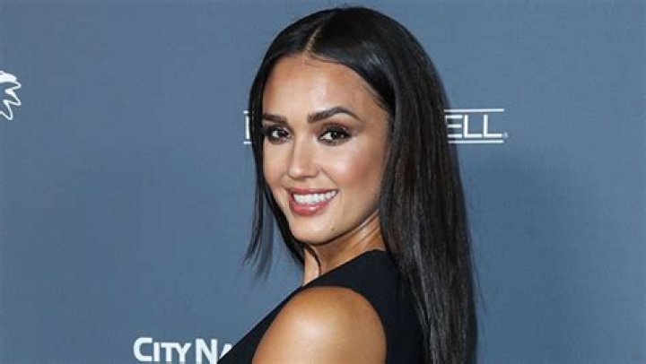 Jessica Alba Debuts ‘Blonde-Ish’ Hair Makeover — Before & After – Hollywood Life
