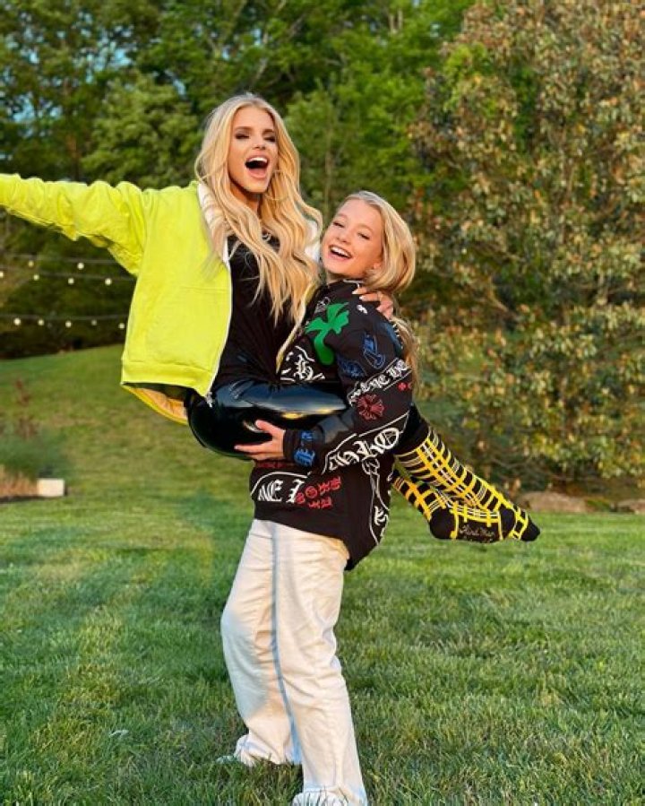 Jessica Simpson Gifts Daughter Maxwell $3k Louis Vuitton Bag For B-Day – Hollywood Life