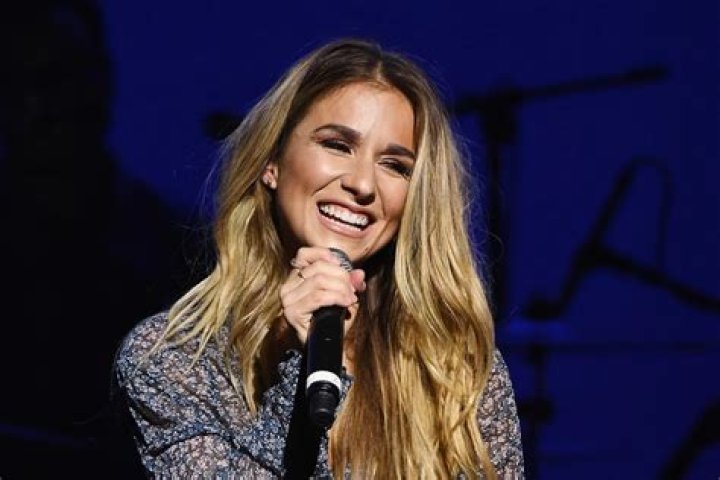 Jessie James Decker Covers Lil Nas X’s ‘Old Town Road’: Listen – Hollywood Life