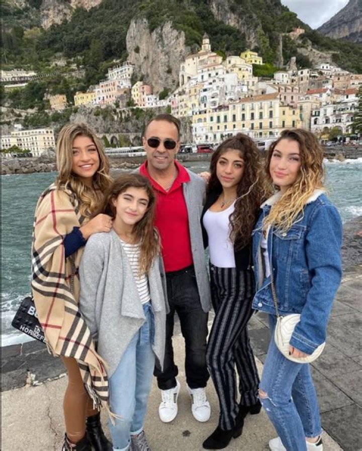 Joe Giudice Reunites With His Kids In Italy For First Time Since Pandemic In Heartwarming Photo