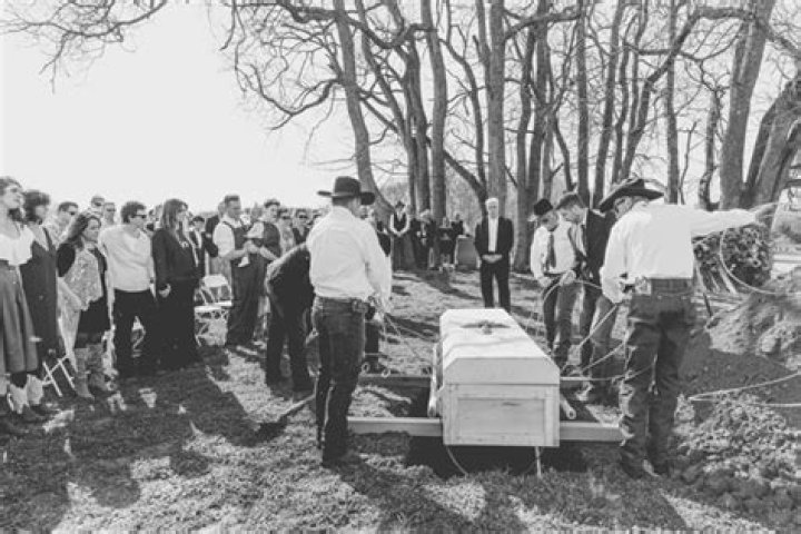 Joey Feek Funeral — PICS