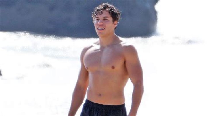 Joseph Baena Flexes His Muscles While Shirtless At The Beach – Hollywood Life