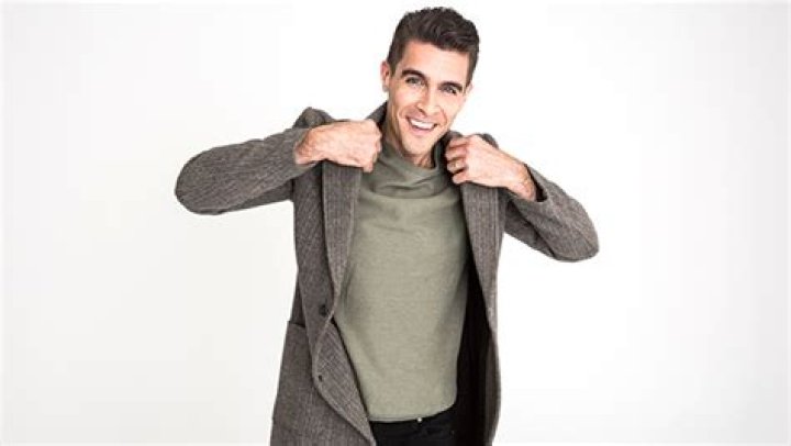 Josh Segarra Talks ‘AJ & The Queen’ & RuPaul: Interview – Hollywood Life