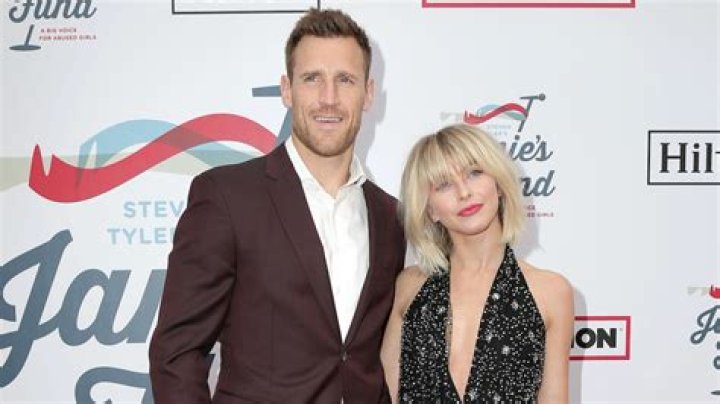 Julianne Hough & Brooks Laich Confirm Separation After 3 Years Of Marriage: See Statement