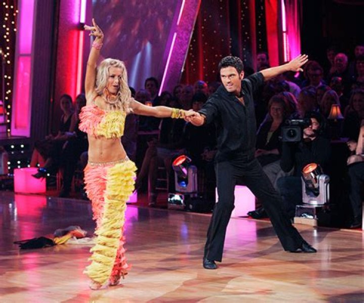 Julianne Hough Reveals How She’s Preparing For ‘DWTS’ Hosting Debut (Exclusive)