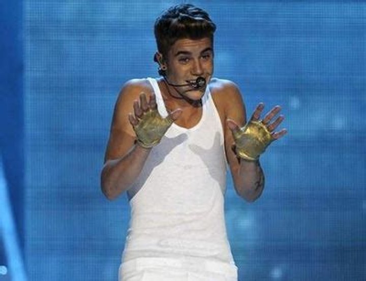 Justin Bieber Attacked At Toronto Nightclub