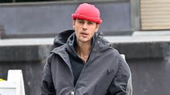 Justin Bieber Has A Blast On ‘Guys Trip’ In Mountains After Sweating It Up With GF Selena Gomez