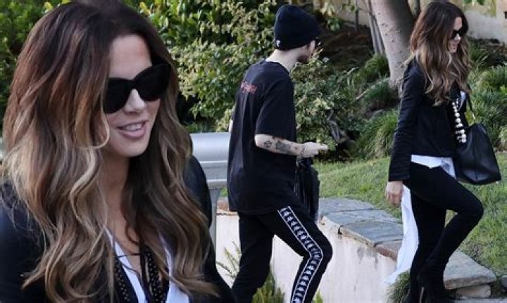 Kate Beckinsale & Goody Grace, 23, Exchange Public ‘I Love You’s On IG For Her 47th Birthday