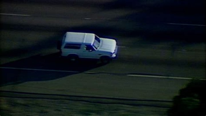 Kate Hudson Reveals Kurt Russell Was in O.J. Simpson’s Driveway During Infamous 1994 Car Chase