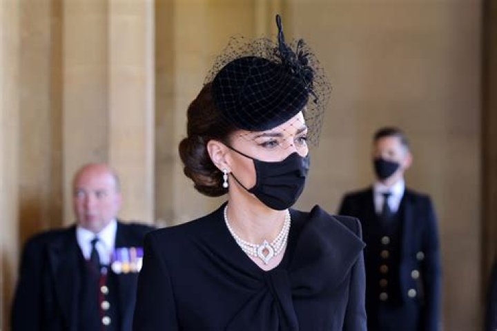 Kate Middleton Pays Tribute To Prince Philip & Queen Elizabeth’s Marriage With Pearl Necklace