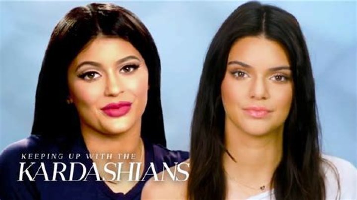 Kendall & Kylie Jenner Fighting Over Tyga? He’s Coming Between Their Sister Vibe – Hollywood Life