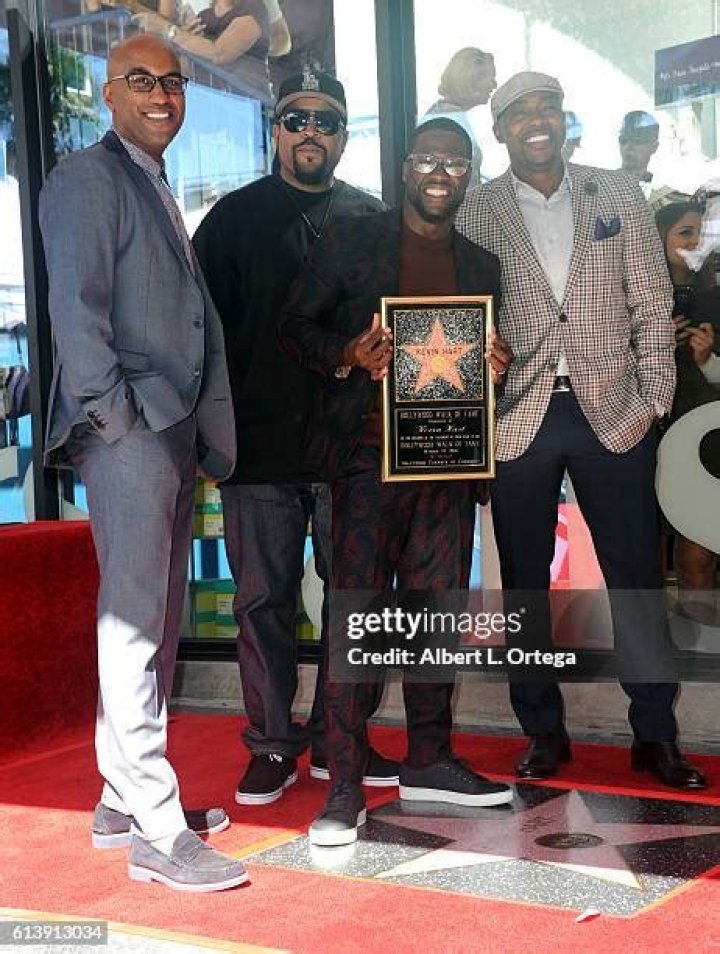 Kevin Hart & More – Hollywood Life