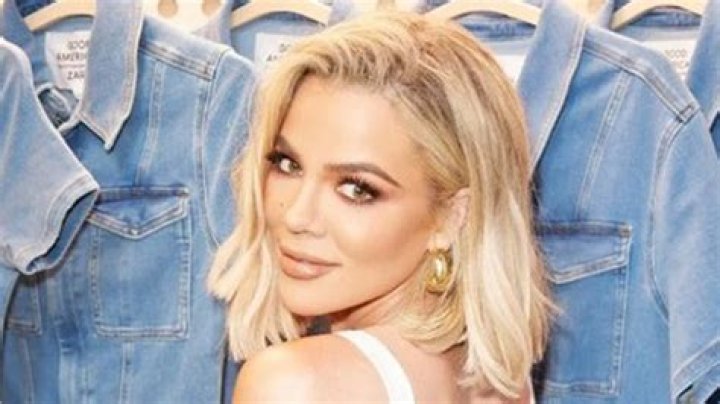 Khloe Kardashian Shows How Toned She Is In Sexy Crop Top & Boyfriend Jeans — See Hot New Pic