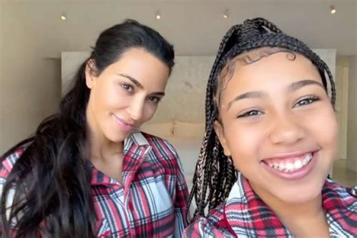 Kim Kardashian & Daughter North West, 8, Rock Adorable Matching Pink Heart Pajamas – Photos