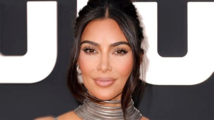 Kim Kardashian’s Hairstylist Trolls Her After She Falls Asleep In Salon Chair – See Pic