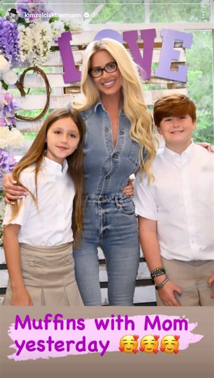 Kim Zolciak’s Daughter Brielle, 24, Stuns In Strapless Bikini As She Poses In The Ocean – Photos