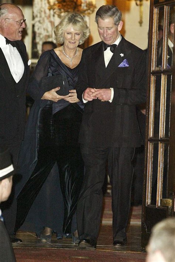 King Charles & Camilla Parker Bowles: Photos – Hollywood Life