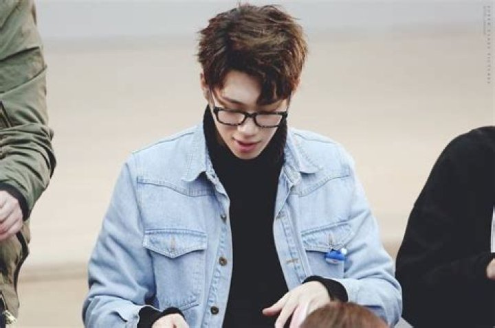 KNK — PICS