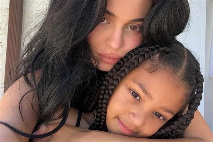 Kourtney Kardashian Reveals Long Hair Makeover In A Bikini As She Poses With Kylie Jenner’s BFF