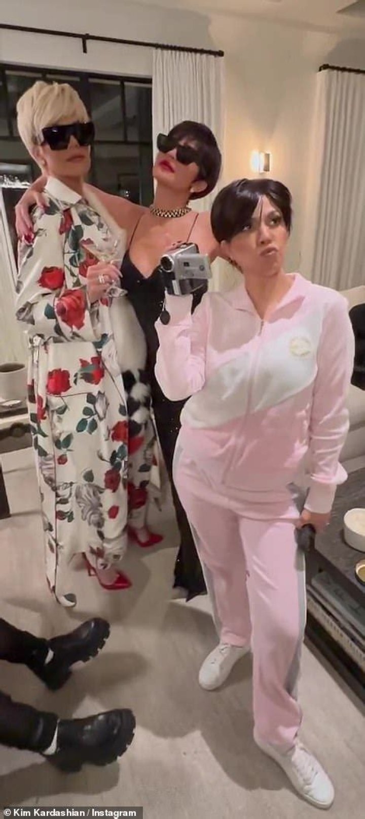 Kourtney Kardashian Slams Mom Kris Jenner For Cheating On Her Dad In Awkward ‘KUWTK’ Trailer