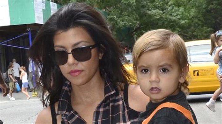 Kourtney Kardashian Slams Scott Disick As ‘Despicable’ After He DMs Younes About Travis PDA