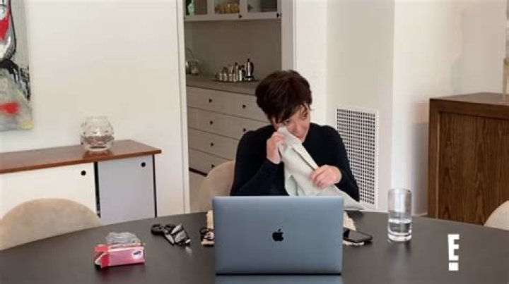 Kris Jenner Cries About Missing MJ In Quarantine — Watch ‘KUWTK’ Clip – Hollywood Life
