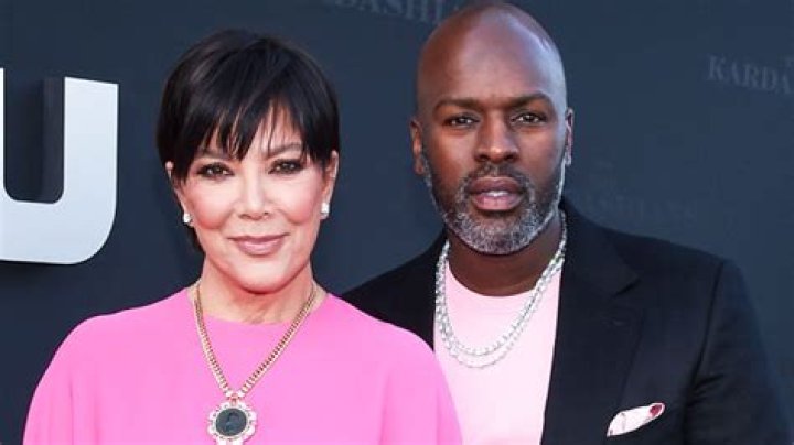 Kris Jenner Sparks Engagement Rumors After Wearing Diamond Ring: Pics – Hollywood Life