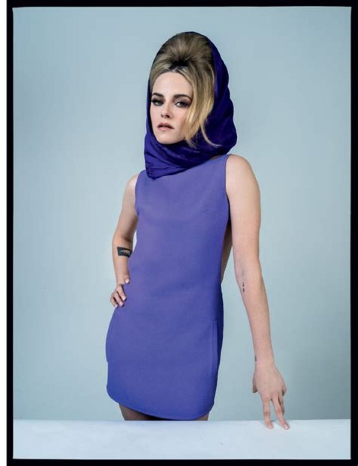 Kristen Stewart Channels Twiggy in Shoot: Photos – Hollywood Life