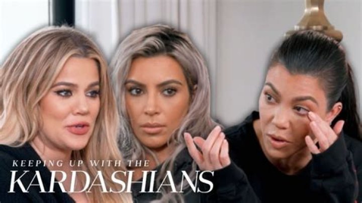 ‘KUWTK’: Kourtney Cries In Therapy After Massive Fight With Khloe & Kim