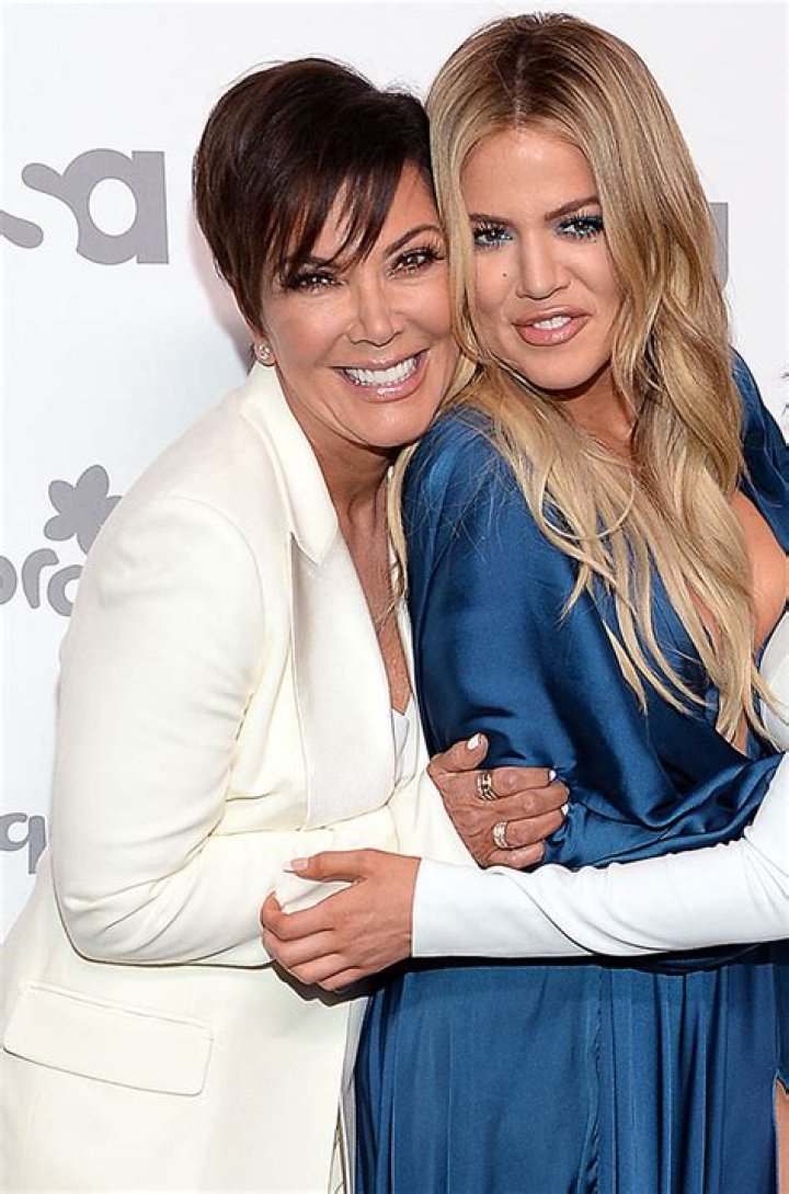 KUWTK’ Preview: Khloe Kardashian Transforms Into Kris Jenner: Watch – Hollywood Life