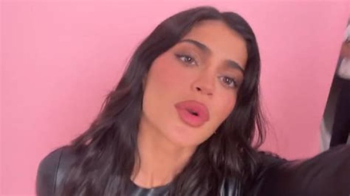 Kylie Jenner Fans Think She’s ‘Missing’ Travis Scott After Her Cryptic Caption On Sexy New Lingerie Pics