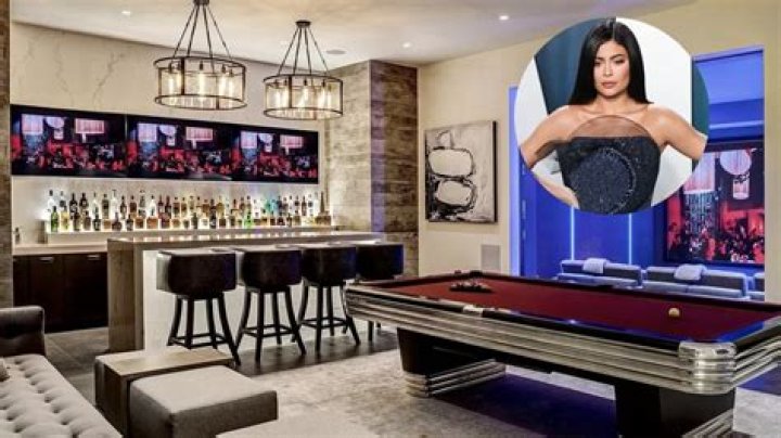 Kylie Jenner Is A Sexy ‘Mommy Goose’ In Plunging Top & Shorts While Inside Her $36.5 Million Mansion