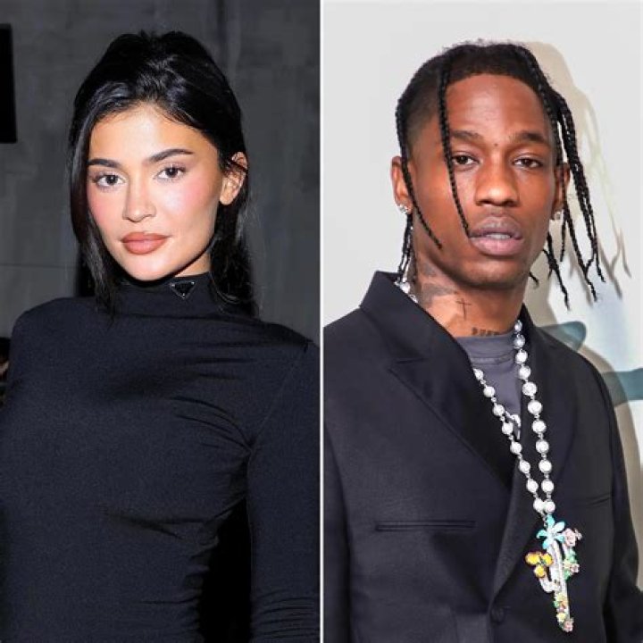Kylie Jenner Shows Off Her Tiny Waist In A Black Leather Dress As Fans Beg Her To Reunite With Travis Scott