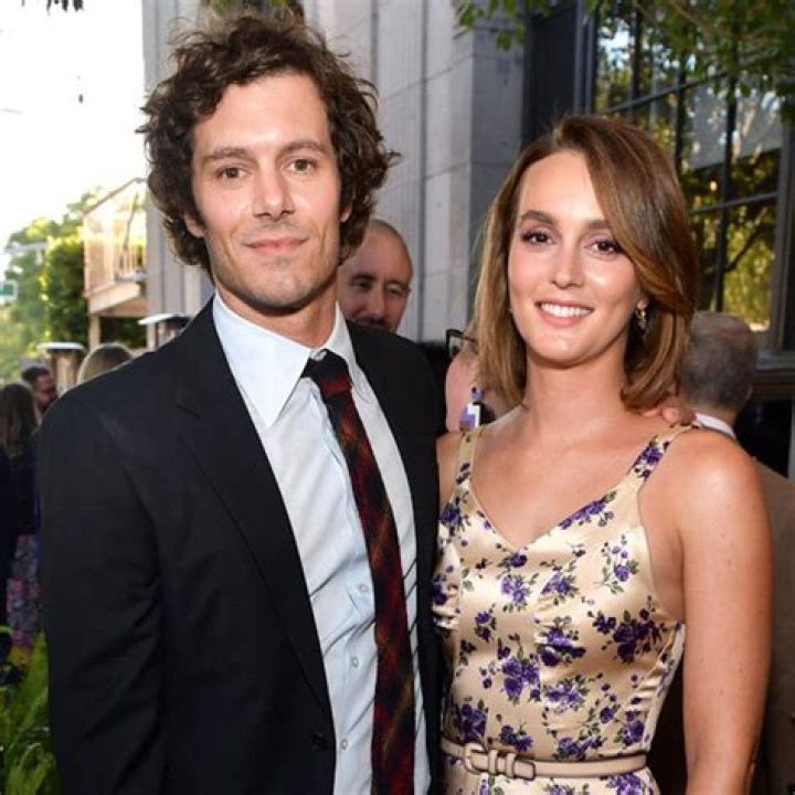 Leighton Meester Appears Pregnant With Baby No. 2: ‘Gossip Girl’ Star Debuts Alleged Bump In New Pics
