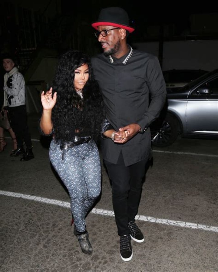 Lil’ Kim Holds Hands With Boyfriend On Date Night In West Hollywood – Hollywood Life
