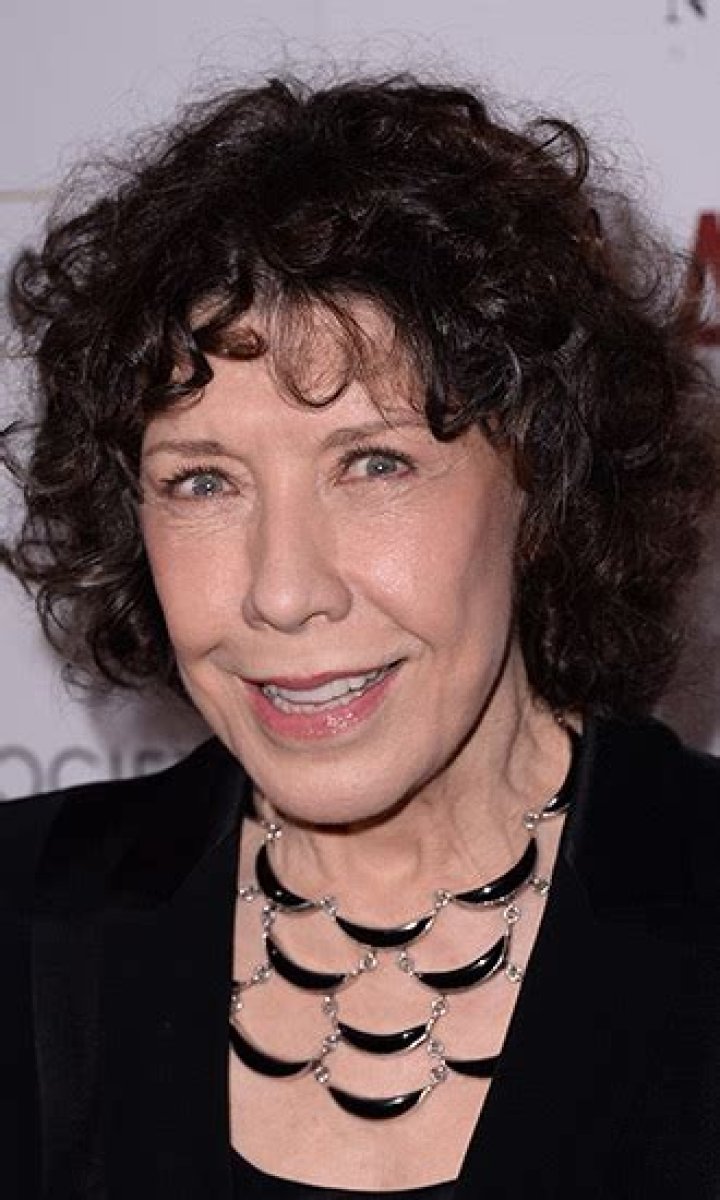 Lily Tomlin Celebrity Profile – Hollywood Life