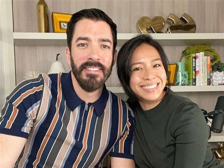 Linda Phan: 5 Things To Know About ‘Property Brothers’ Drew Scott’s New Fiancee