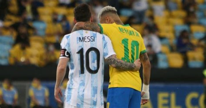 Lionel Messi & Neymar Hug After Argentina Wins Copa America Final – Hollywood Life