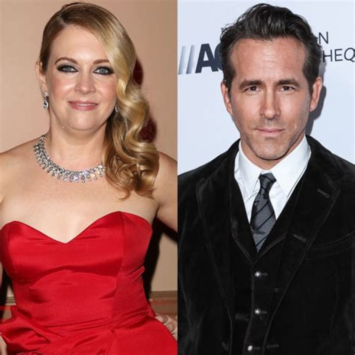 Melissa Joan Hart Reveals She Dated Ryan Reynolds – Hollywood Life