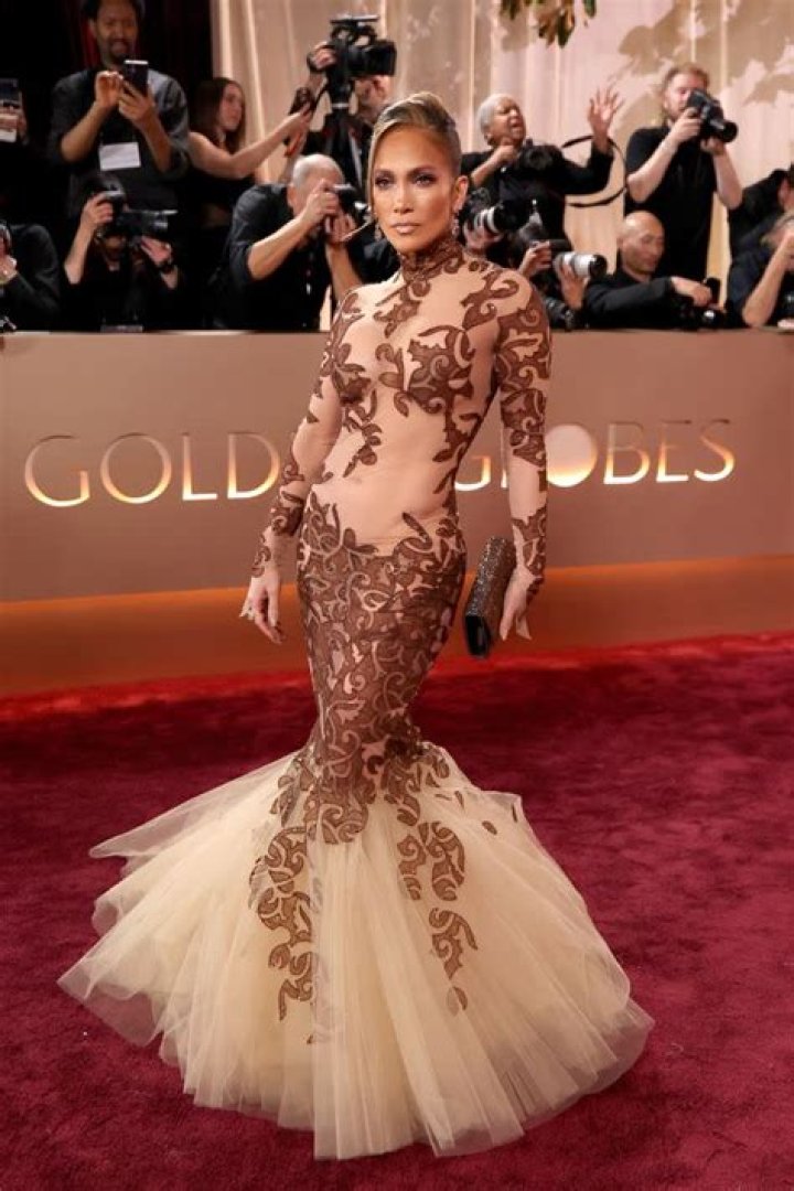 Most Revealing Golden Globes Dresses Of All-Time — Photos – Hollywood Life