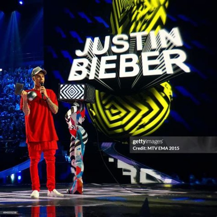 MTV EMAs 2015: Watch The Live Stream Of The Europe Music Awards